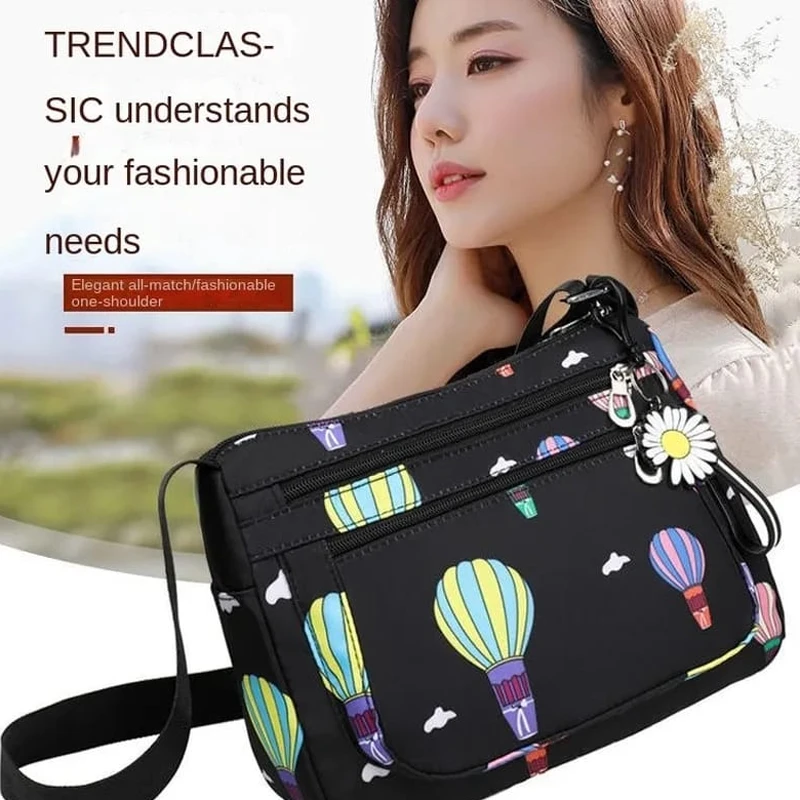 Korean sports travel shoulder bag (black)