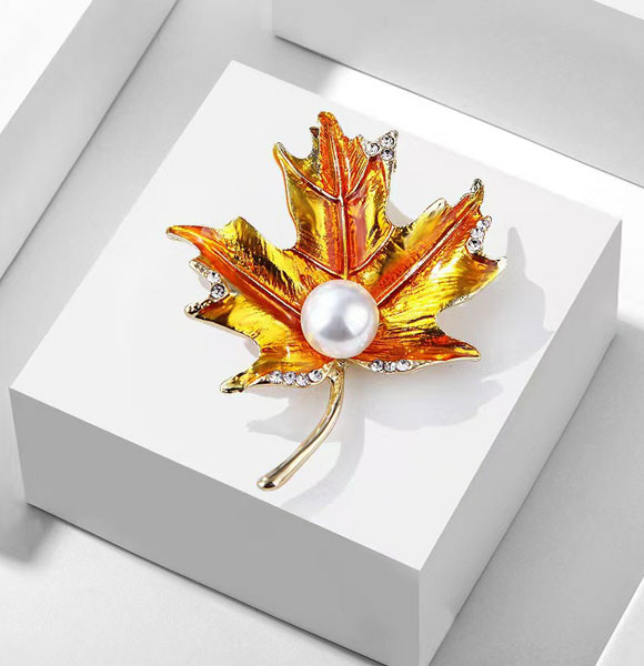 High-end Temperament Pearl Flower Brooch White Pink Tulip Bouquet Brooch Korean version Popular Accessories- GM-1991