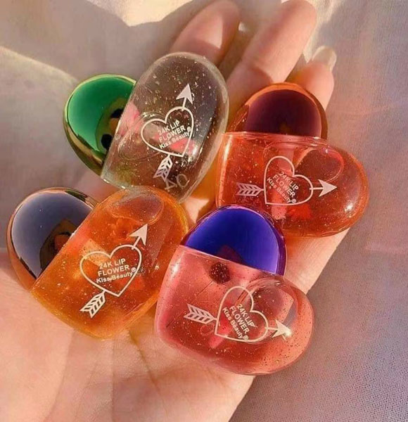 Lip Gloss Heart Shape Magic Lipstick Longlasting And Waterproof