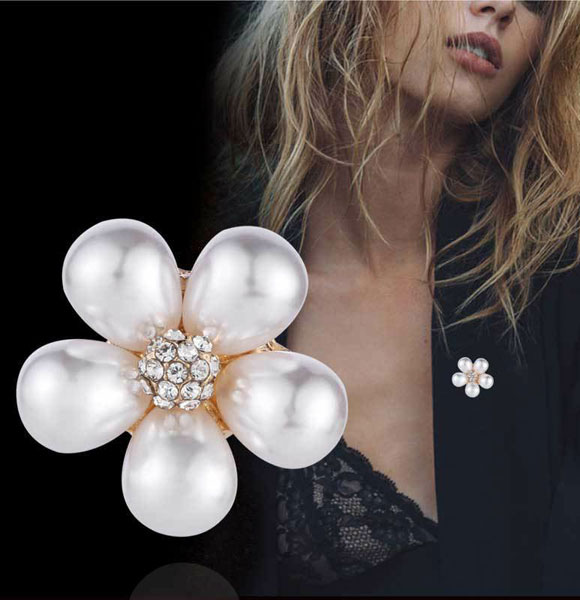 High-end Temperament Pearl Flower Brooch White Pink Tulip Bouquet Brooch Korean version Popular Accessories- GM-1988
